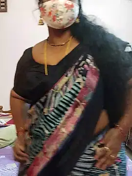 Snapshot of telugu_Geetha40 chatting on 24, 7, 2026 telugu Geetha40 online show from 24, 7, 2026