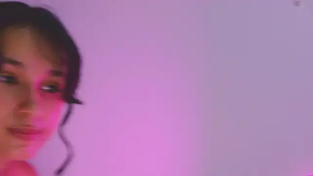 Snapshot of Baby_Elisee chatting on 2, 7, 2026 Baby Elisee online show from 2, 7, 2026