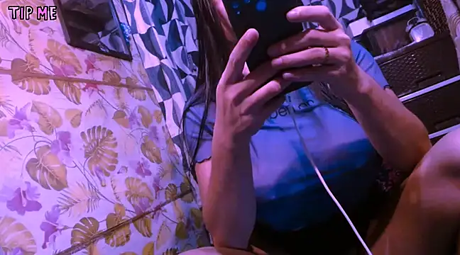 TSjuicyhotdrops online show from 9, 2, 2025