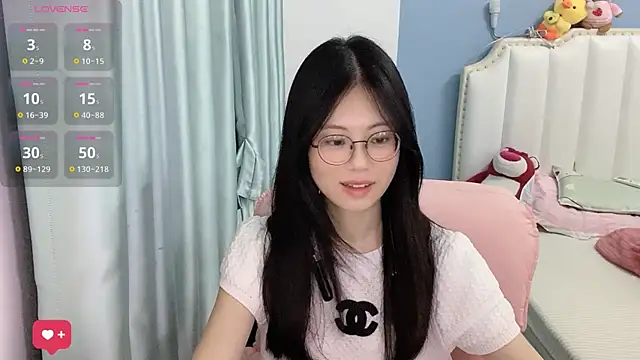 Luna-666 online show from 26, 6, 2026
