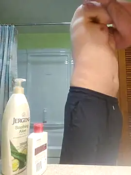 Snapshot of Jaylovski96 chatting on 12, 5, 2026 Jaylovski96 online show from 12, 5, 2026
