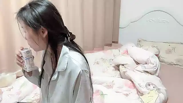 Snapshot of XIAOnaimao-001 chatting on 2, 5, 2026 XIAOnaimao-001 online show from 2, 5, 2026