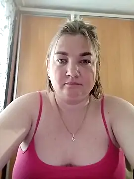 MiyaOlliver online show from 4, 5, 2026