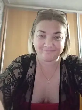 MiyaOlliver online show from 30, 5, 2026