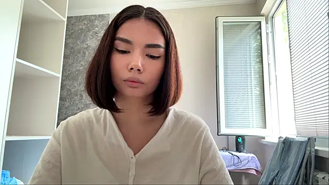 Snapshot of MarylnMonnier chatting on 23, 5, 2026 MarylnMonnier online show from 23, 5, 2026
