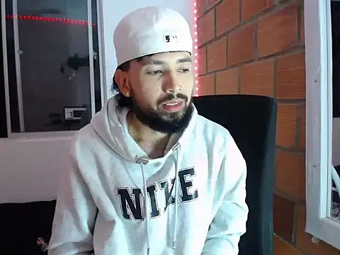 camilorestrepo77 online show from 28, 5, 2026