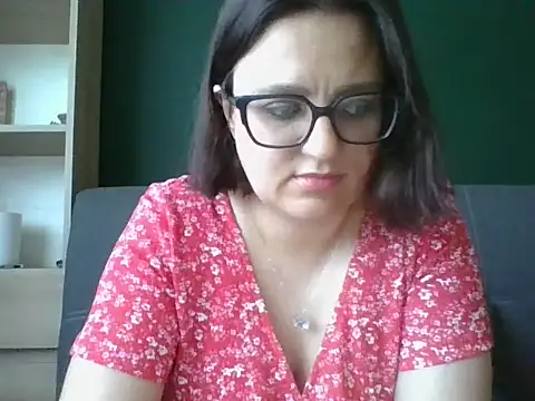sensual paris online show from 19, 6, 2026