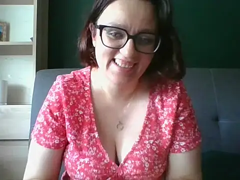 sensual paris online show from 29, 6, 2026