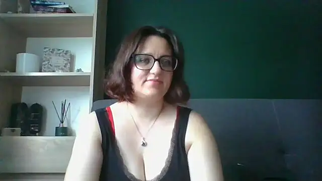 sensual paris online show from 3, 8, 2026