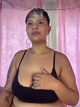A CURVY HOT online show from 11, 5, 2026