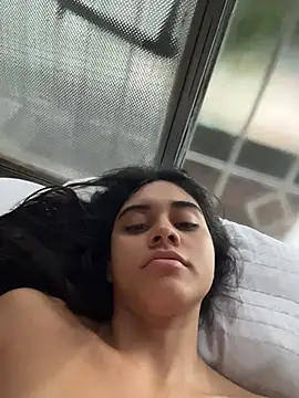 mia moonna online show from 31, 5, 2026