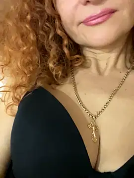 Snapshot of kisulya chatting on 10, 10, 2025 kisulya online show from 10, 10, 2025