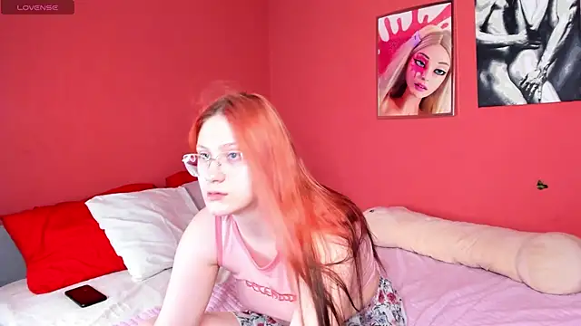 Snapshot of Queen_Milena chatting on 29, 6, 2026 Queen Milena online show from 29, 6, 2026