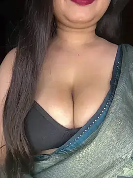 Naughty pooja44 online show from 9, 5, 2026