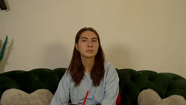 AlisaAlarie online show from 17, 5, 2026