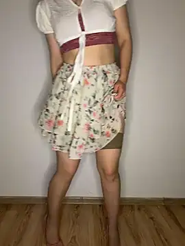 SweetyLucy555 online show from 10, 6, 2026