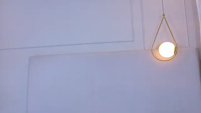 Snapshot of ZoeyPetit chatting on 22, 7, 2026 ZoeyPetit online show from 22, 7, 2026