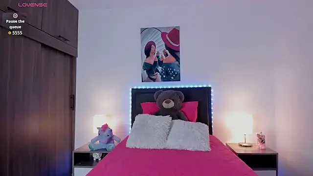 Snapshot of alana_greey_ chatting on 16, 6, 2026 alana greey online show from 16, 6, 2026