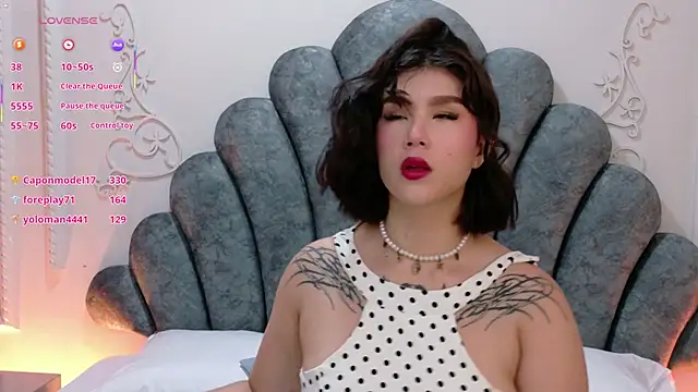 Emily-Cooper- online show from 16, 6, 2026