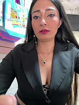 Snapshot of IsabellaMariet chatting on 9, 6, 2026 IsabellaMariet online show from 9, 6, 2026