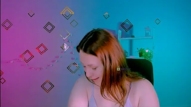 Snapshot of luna_noct chatting on 27, 5, 2026 luna noct online show from 27, 5, 2026