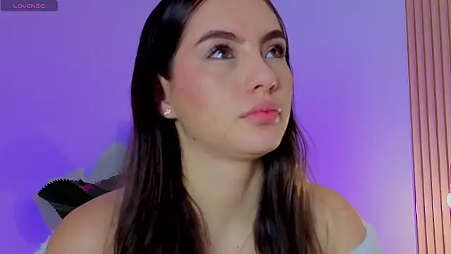Megann Rousee online show from 29, 4, 2026