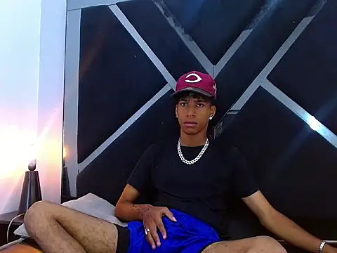 Maylo 0 online show from 8, 5, 2026