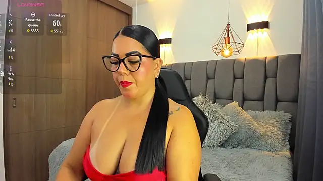 Alanna 19 online show from 28, 5, 2026