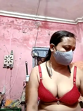 UrS hottty online show from 4, 5, 2026