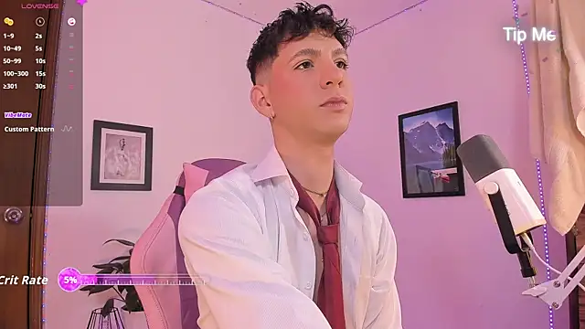 EthanRoss1 online show from 5, 5, 2026