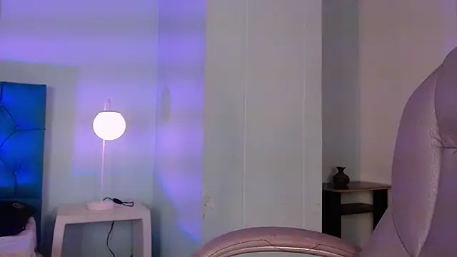 Lilyred  online show from 28, 5, 2026