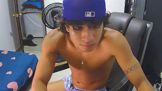 Snapshot of Hansel_take chatting on 21, 7, 2026 Hansel take online show from 21, 7, 2026