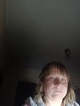 Snapshot of MikkiLove777 chatting on 17, 5, 2026 MikkiLove777 online show from 17, 5, 2026