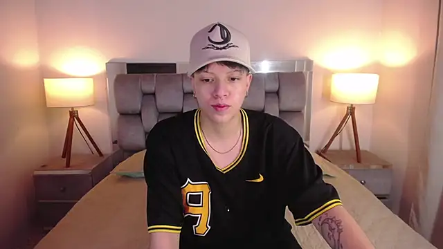 Asher addamss  online show from 15, 5, 2026