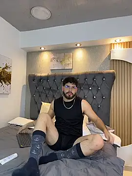 DomBoy  online show from 13, 5, 2026