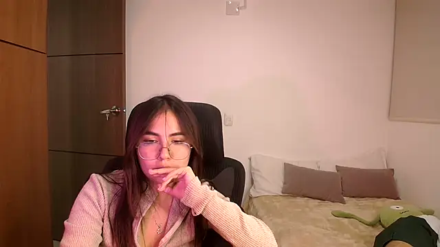 Snapshot of abbyyandmaxx chatting on 11, 7, 2026 abbyyandmaxx online show from 11, 7, 2026