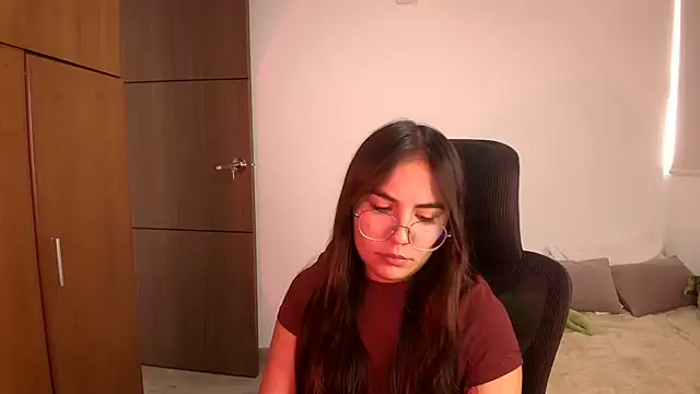 Snapshot of abbyyandmaxx chatting on 17, 7, 2026 abbyyandmaxx online show from 17, 7, 2026