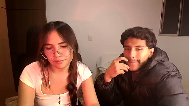 Snapshot of abbyyandmaxx chatting on 19, 7, 2026 abbyyandmaxx online show from 19, 7, 2026
