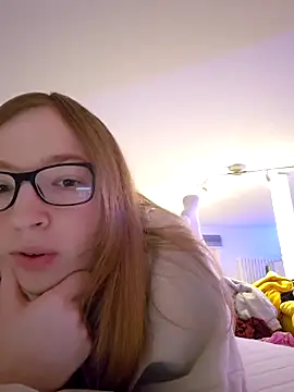 Freaky-Doll online show from 17, 5, 2026