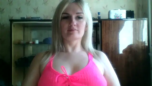 Snapshot of MartaHaze chatting on 4, 5, 2026 MartaHaze online show from 4, 5, 2026