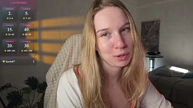 Snapshot of Eve_Sin chatting on 17, 6, 2026 Eve Sin online show from 17, 6, 2026