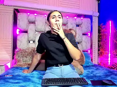 MahiaraHot online show from 24, 6, 2026