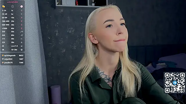 Snapshot of Sabrinkaaa chatting on 8, 7, 2026 Sabrinkaaa online show from 8, 7, 2026