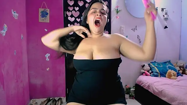 Kiara tits online show from 4, 6, 2026