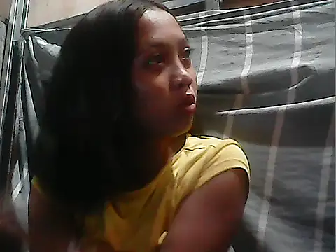 Yours AsianPinayGirl18 online show from 30, 6, 2026