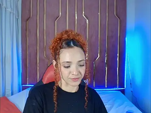 Kiaralovee26 online show from 15, 5, 2026
