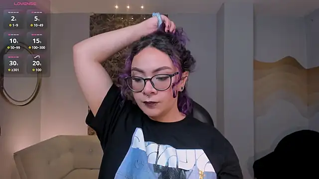 LoiseHarper online show from 10, 6, 2026