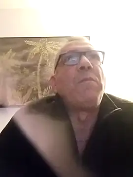 Snapshot of Soloyan chatting on 13, 12, 2024 Soloyan online show from 13, 12, 2024