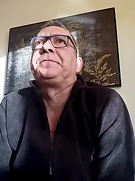 Snapshot of Soloyan chatting on 21, 12, 2024 Soloyan online show from 21, 12, 2024