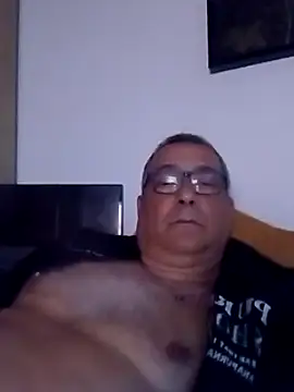 Snapshot of Soloyan chatting on 2, 1, 2025 Soloyan online show from 2, 1, 2025